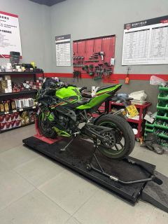 Kawasaki ZX-4R 400 cc - фото 1