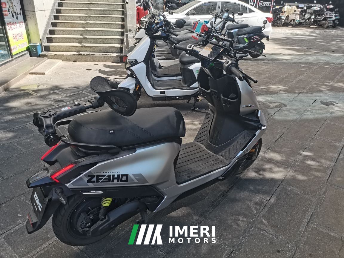 2026 Zeeho AE4