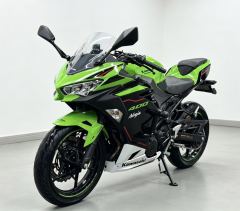 Kawasaki Ninja 400 - фото 1