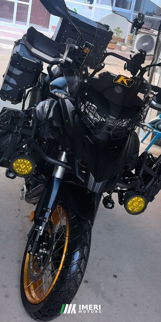 2025 Benelli TRK552 550 cc