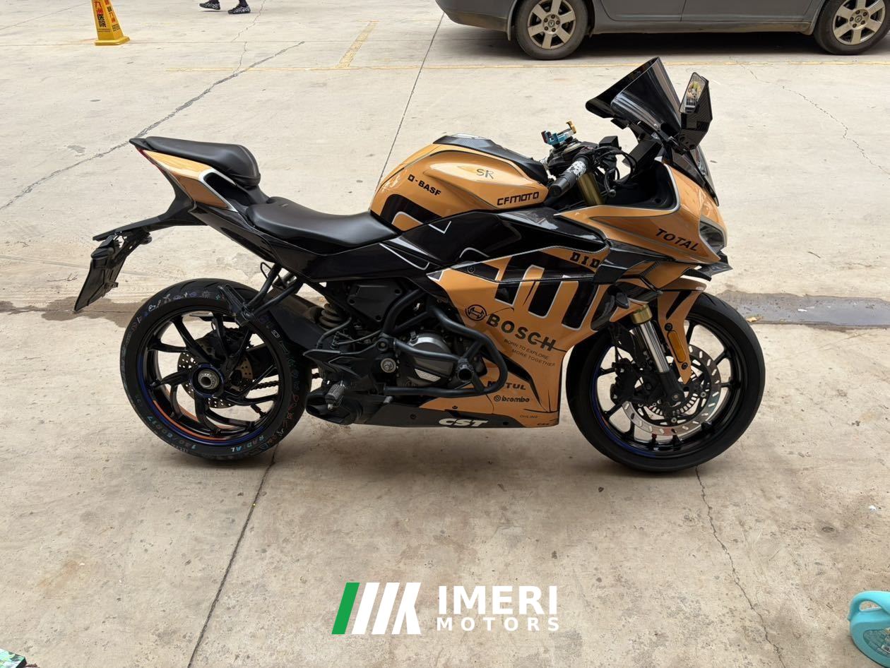 2022 CFMOTO 250SR
