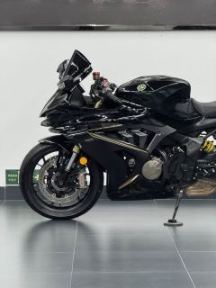 QJMOTOR Race 800 - ფოტო 9