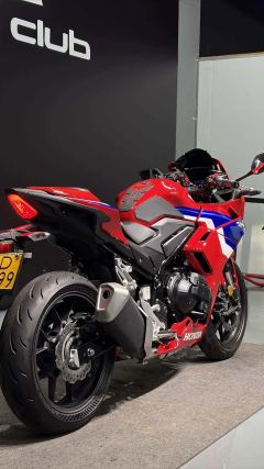 Honda CBR500R - ფოტო 9
