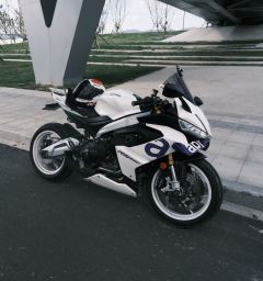 Aprilia RS 660 - фото 1