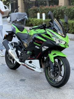Kawasaki Ninja 400 - photo 1