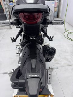 Honda CB1000R - ფოტო 3