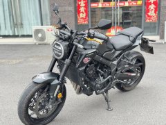 Honda CB650R - photo 2