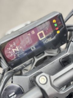 Honda CB650R - photo 9