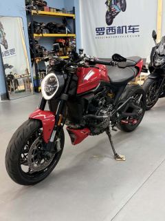 Ducati Monster 950 cc - ფოტო 5