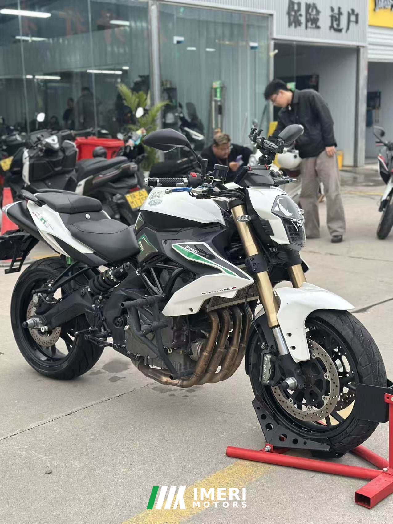 2021 Benelli TNT600i