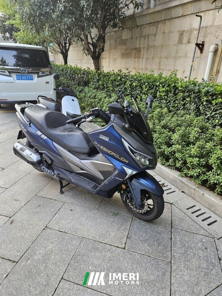 Dayang V-Ray 300T - motorcycle from China
