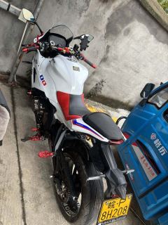 QJMOTOR Sai 600 - ფოტო 3