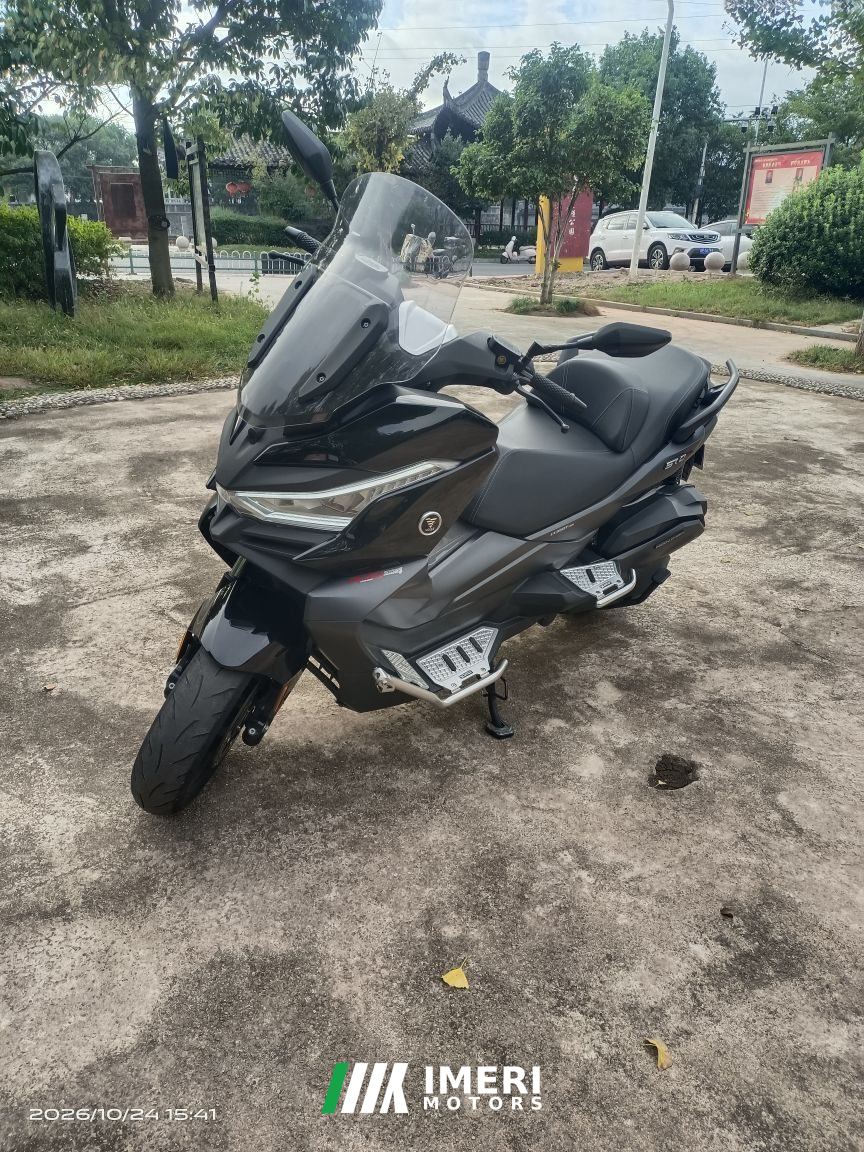 Voge SR4 Max 350 cc - motorcycle from China