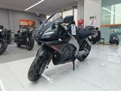Zongshen Aprilia GPR250R - photo 3