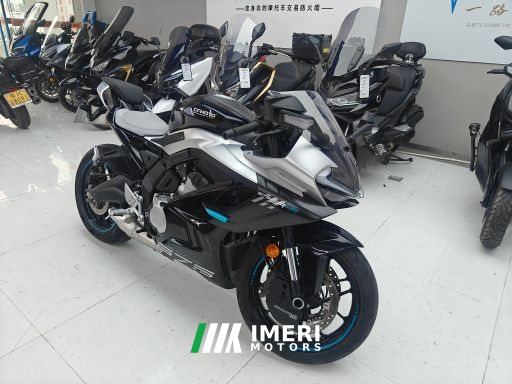 CFMOTO 675SR-R - мотоцикл из Китая