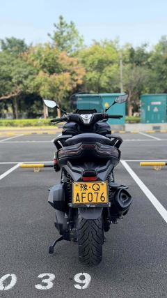 Voge SR4 Max 350 cc - ფოტო 3