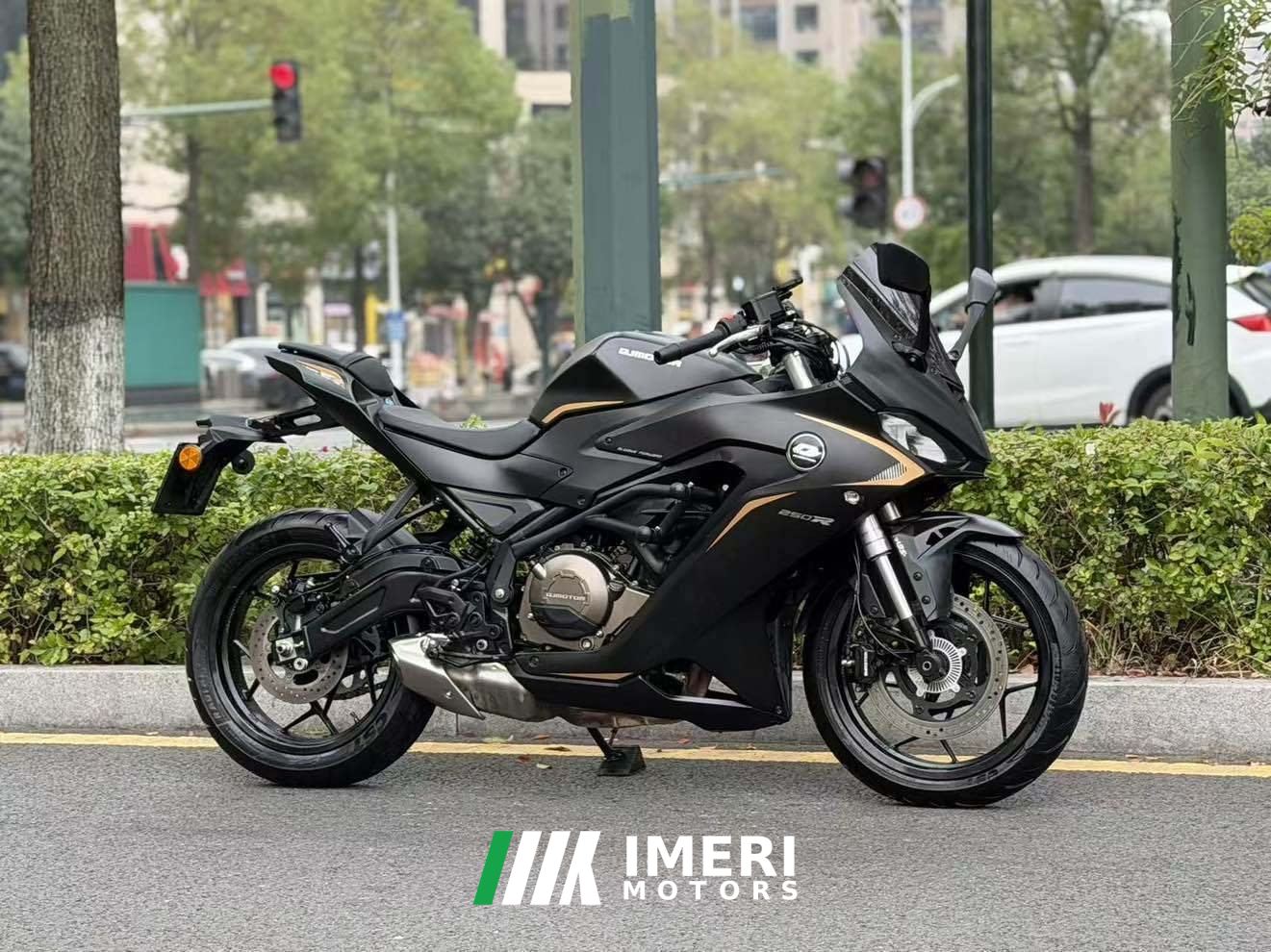 2024 QJMOTOR SRK 250
