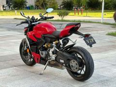 Ducati Street Fighter V2 950 cc - ფოტო 9