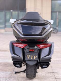 Honda Gold Wing GL1800 - ფოტო 6