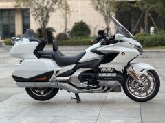 Honda Gold Wing GL1800 - ფოტო 2