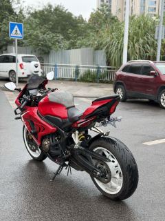 Honda CBR650R - photo 5