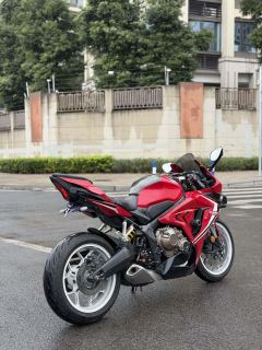 Honda CBR650R - photo 7