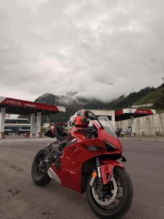 Ducati Panigale V4 1100 cc - ფოტო 2