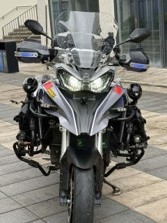 QJMOTOR Snapdragon 600 Tour - ფოტო 2