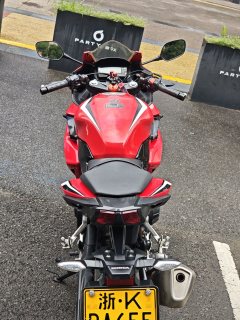 Honda CBR400R - photo 5