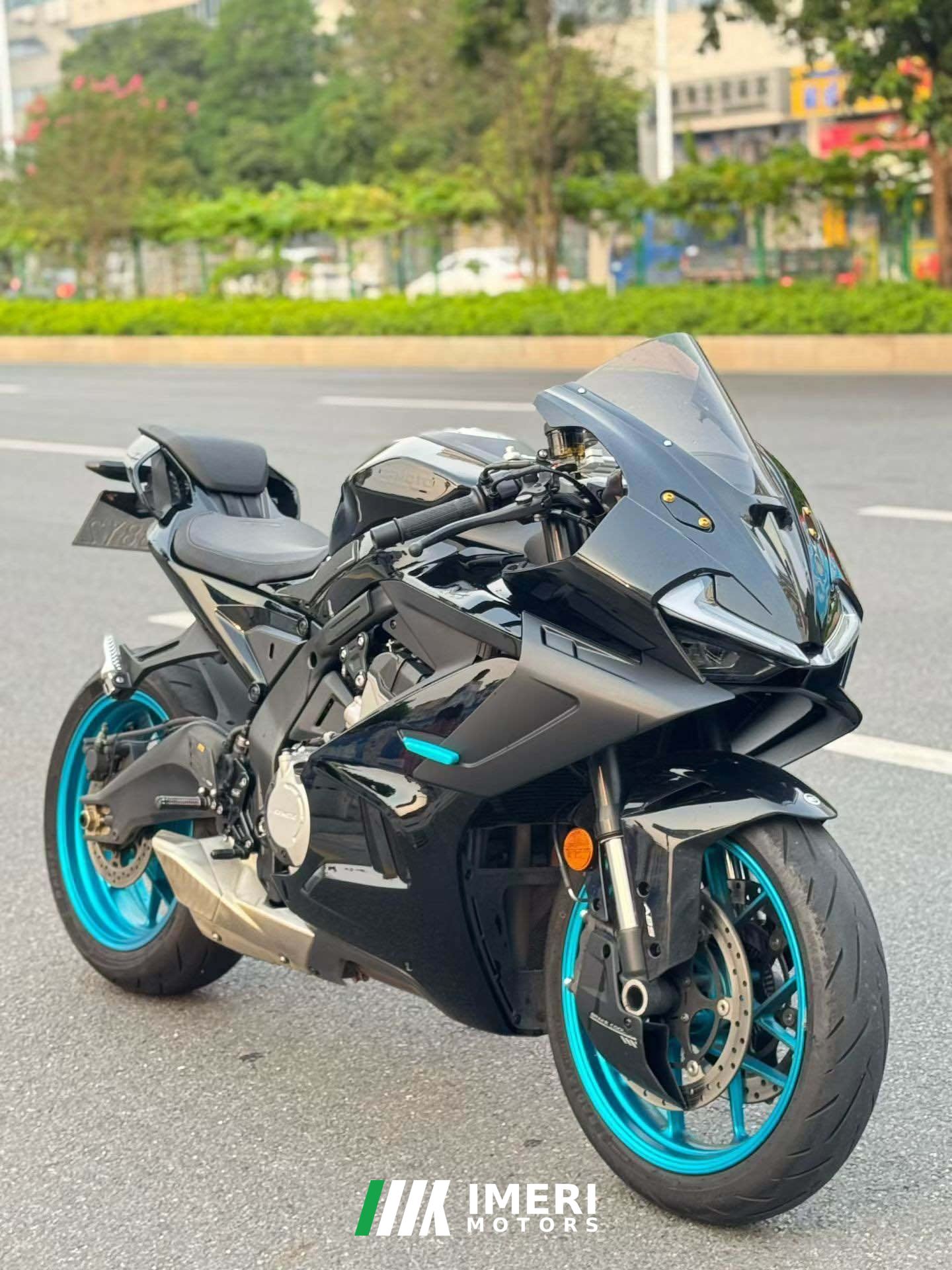 2024 CFMOTO 675SR-R