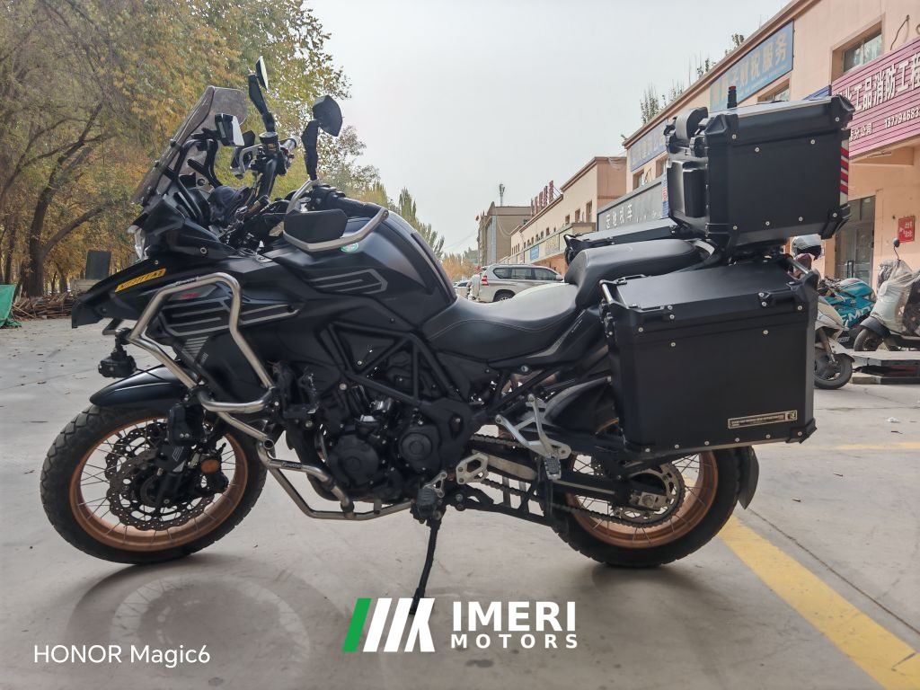 2024 Benelli TRK552 550 cc
