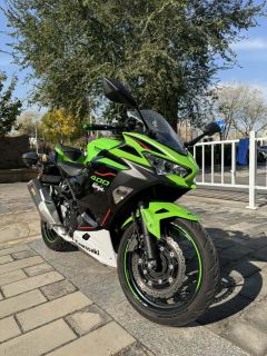 Kawasaki Ninja 400 - ფოტო 1
