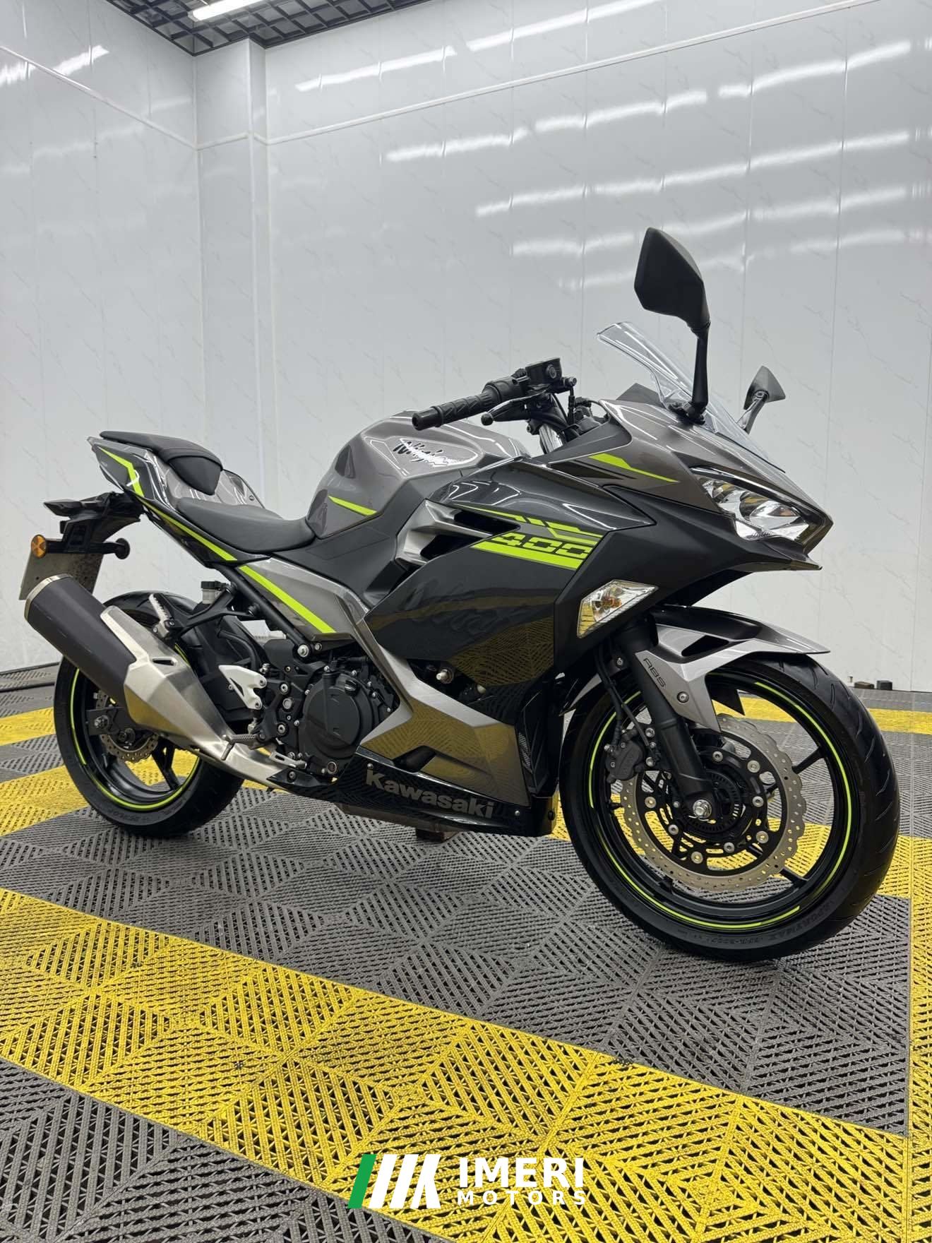 2021 Kawasaki Ninja 400