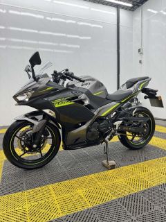Kawasaki Ninja 400 - ფოტო 3