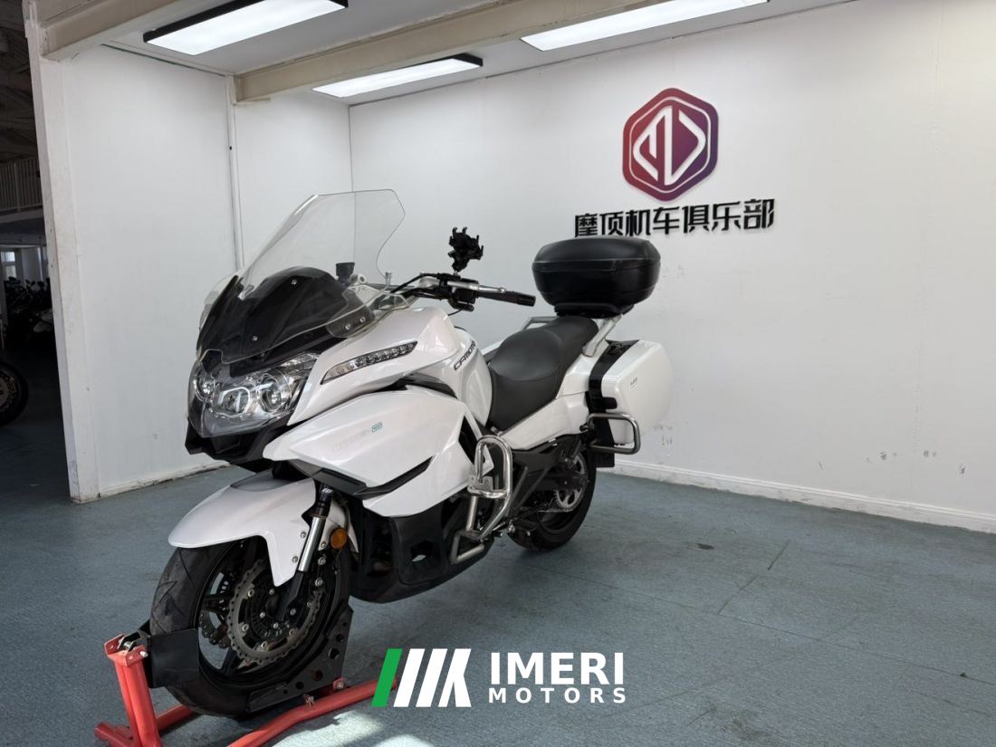 CFMOTO 650TR-G - мотоцикл из Китая