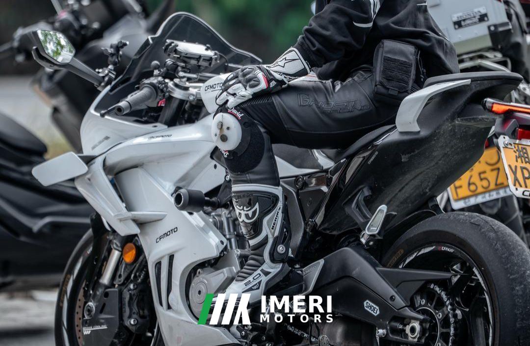 2025 CFMOTO 675SR-R