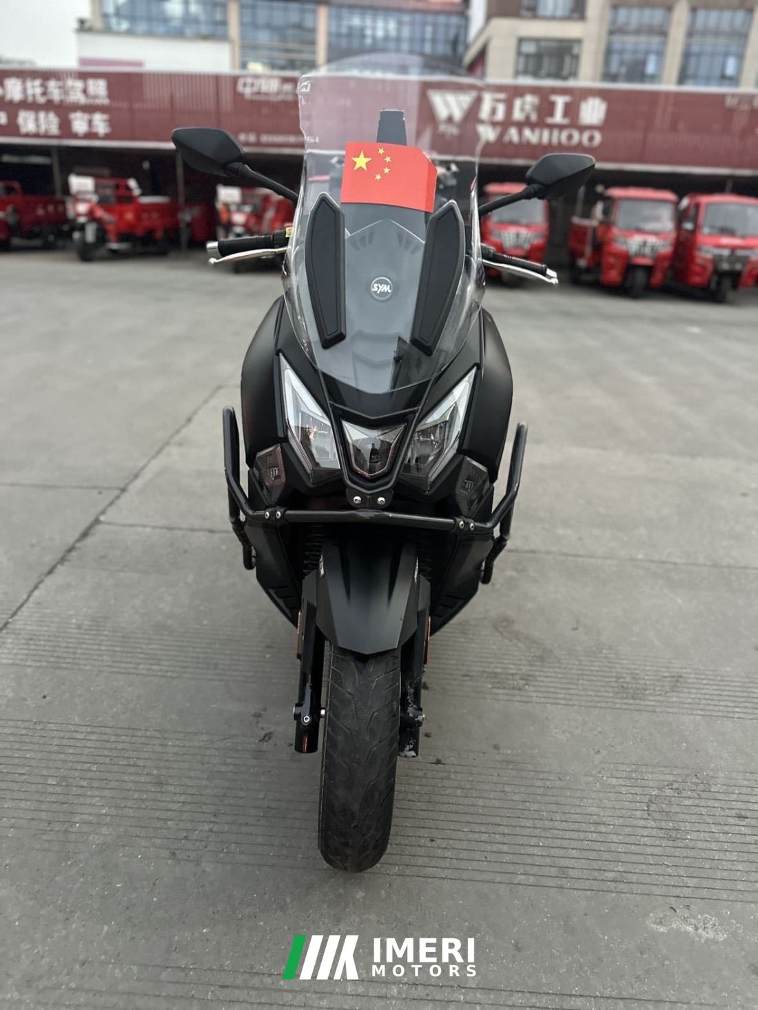 SYM Joymax F 300 - мотоцикл из Китая