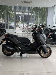 Yamaha XMAX 300 cc - ფოტო 4