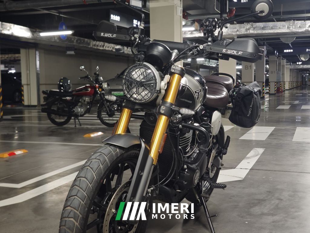 2024 Triumph Scrambler 400 X