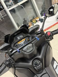 Yamaha XMAX 300 cc - фото 11
