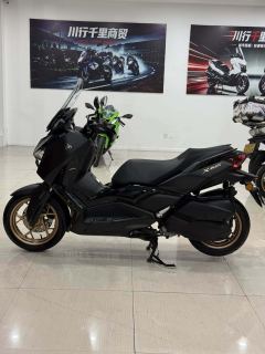 Yamaha XMAX 300 cc - фото 5