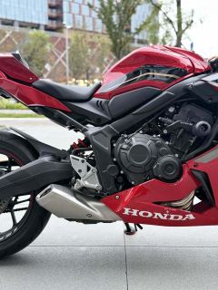 Honda CBR650R - photo 7