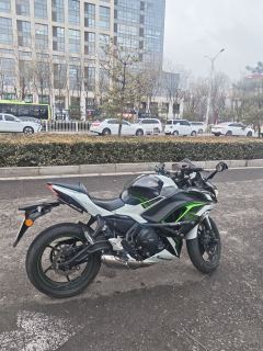 Kawasaki Ninja 650 - photo 2
