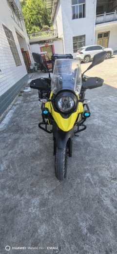 Haojue Suzuki DL250 - ფოტო 1