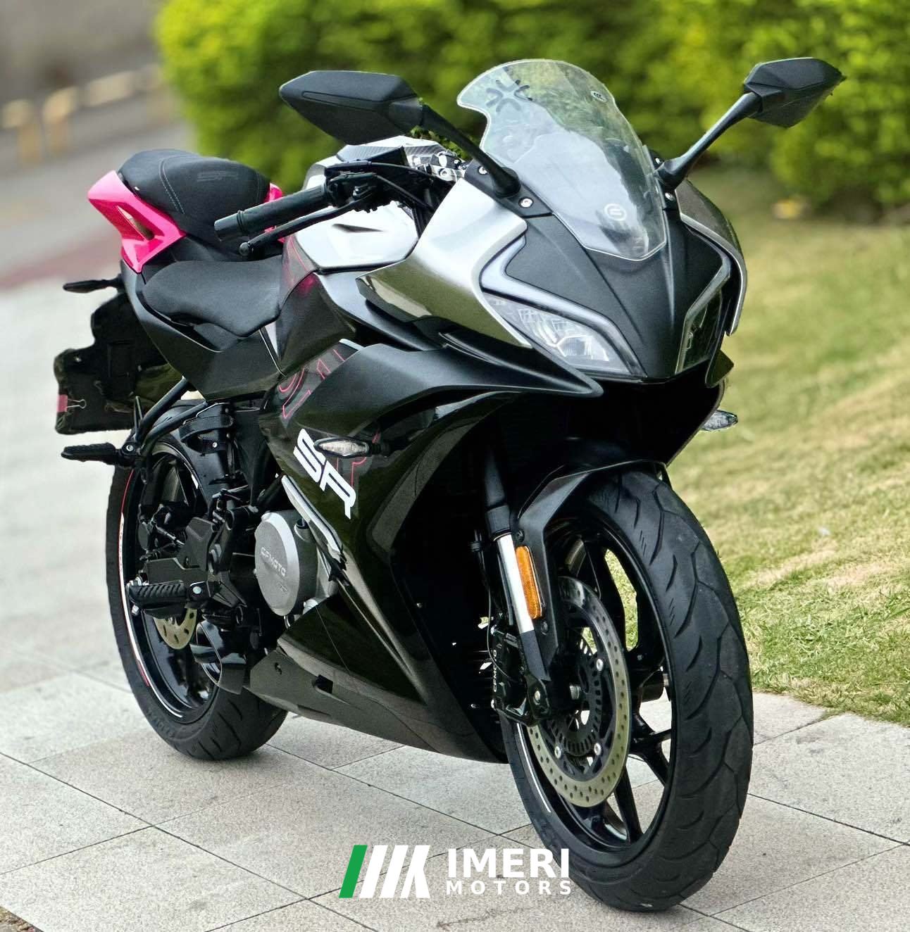2023 CFMOTO 250SR