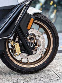 BMW C 400 350 cc - ფოტო 5