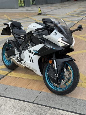 2024 CFMOTO 675SR-R