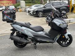 SYM Joymax Z 300 - photo 4