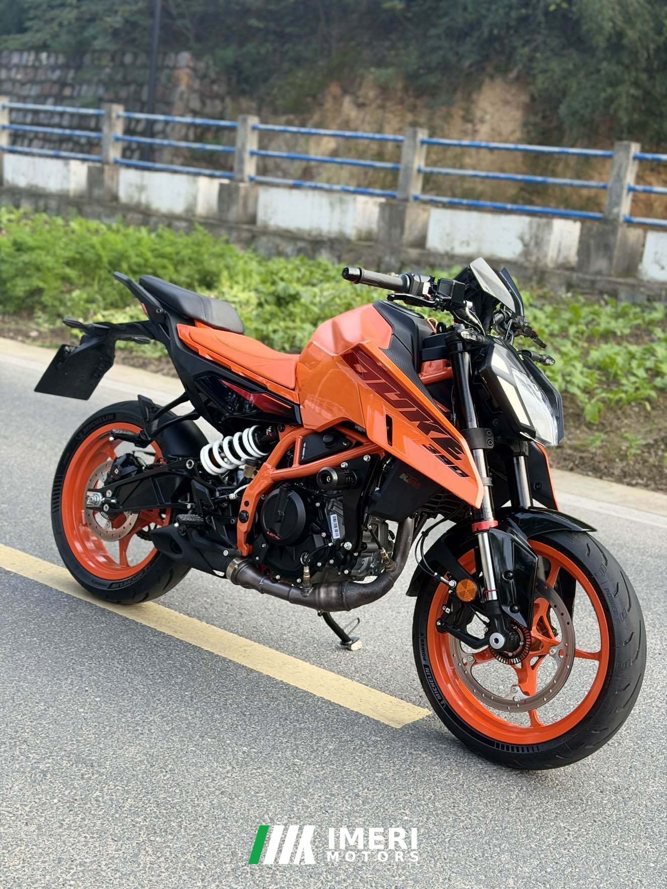 2024 KTMR2R 390 Duke 400 cc