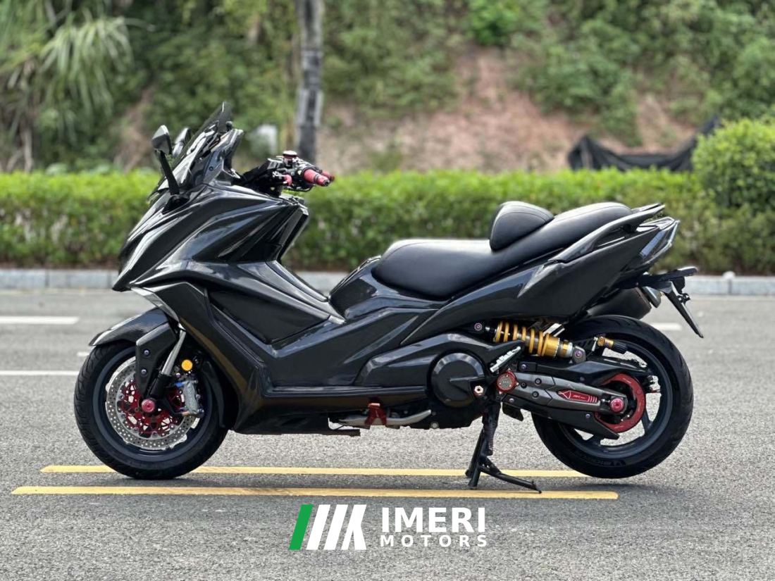 KYMCO AK550 - мотоцикл из Китая